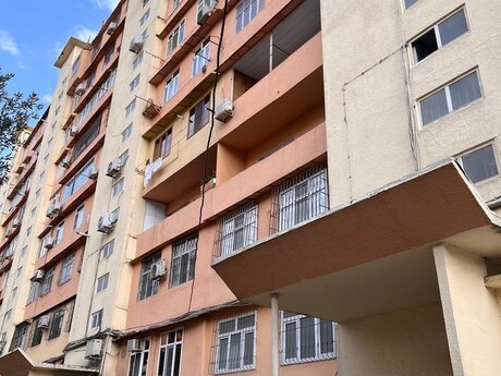 2 otaqlı köhnə tikili - 8-ci kilometr q. - 65 m²