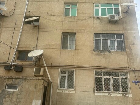Satlr 3 otaql khn tikili 70 m, Lkbatan q.