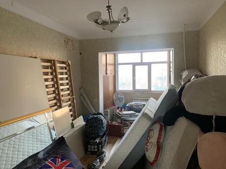 3 otaqlı köhnə tikili - 7-ci mikrorayon q. - 90 m²