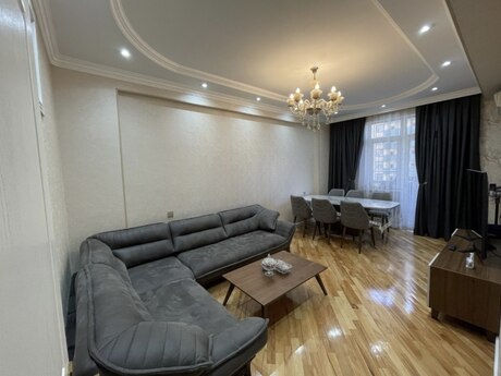 3 otaqlı yeni tikili - Xətai r. - 84 m²