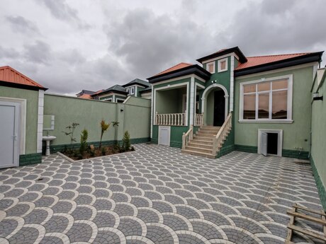 4 otaqlı həyət evi/bağ evi - Maştağa q. - 130 m²
