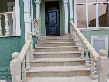 4 otaqlı həyət evi/bağ evi - Maştağa q. - 130 m²