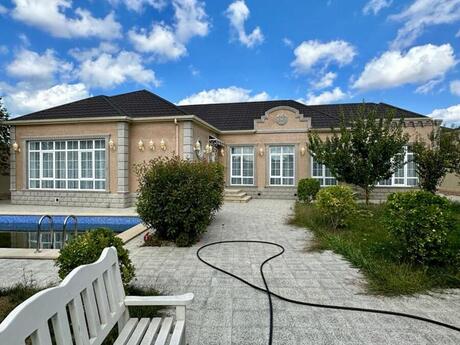 4 otaqlı həyət evi/bağ evi - Mərdəkan q. - 180 m²
