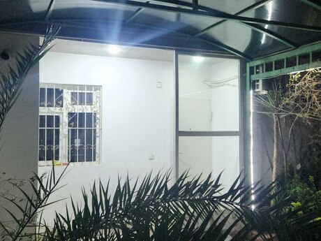 Satılır 3 otaqlı həyət evi/bağ evi 100 m², Binəqədi r.