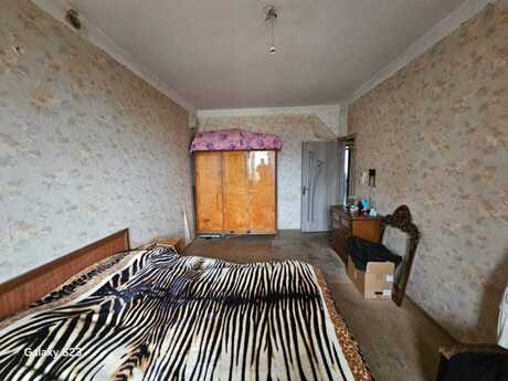 3 otaqlı köhnə tikili - Xətai r. - 80 m²