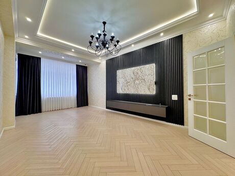 Elan №5949792 - Bakı, Qara Qarayev m., 4 otaqlı, 136 m², 10/18 mərtəbə