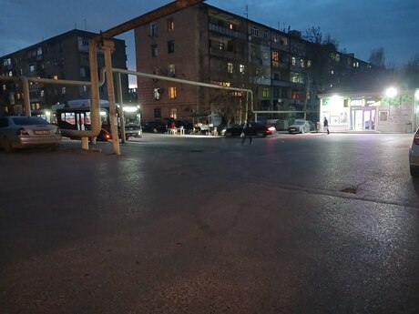 Satlr 3 otaql khn tikili 70 m, mircan q.