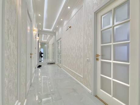 4 otaqlı yeni tikili - Qara Qarayev m. - 136 m²