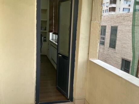 5 otaqlı ofis - Şah İsmayıl Xətai m. - 190 m²