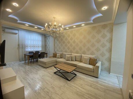 Satılır 2 otaqlı yeni tikili 74 m², Sumqayıt