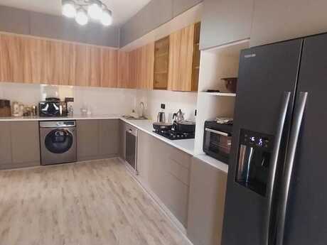 Satılır 4 otaqlı həyət evi/bağ evi 110 m², Zabrat q.
