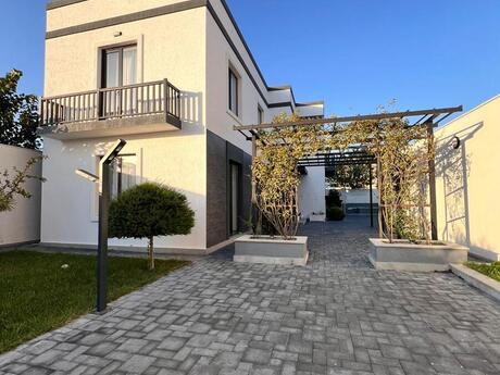 4 otaqlı həyət evi/bağ evi - Mərdəkan q. - 350 m²