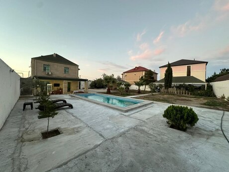 5 otaqlı həyət evi/bağ evi - Bilgəh q. - 160 m²