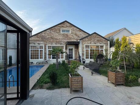 4 otaqlı həyət evi/bağ evi - Mərdəkan q. - 250 m²