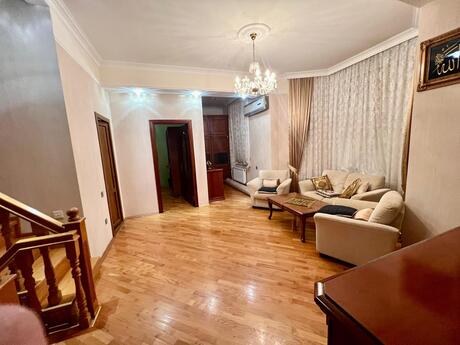 5 otaqlı həyət evi, 280 m², Gənclik: 500 000 ₼ 5