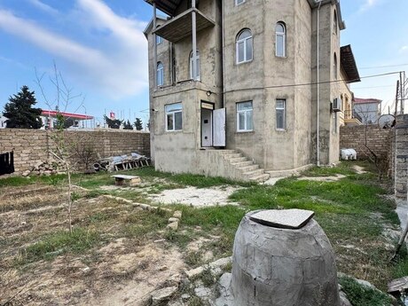 Elan №5950447 - Bakı, Qaraçuxur q., 8 otaqlı, 320 m²