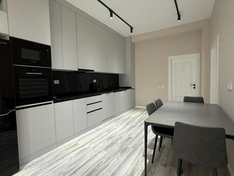 Satılır 2 otaqlı yeni tikili 90 m², Ağ şəhər q.