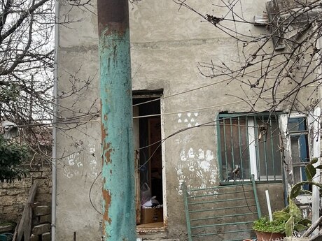 Satılır 2 otaqlı həyət evi/bağ evi 76 m², Yeni Suraxanı q.