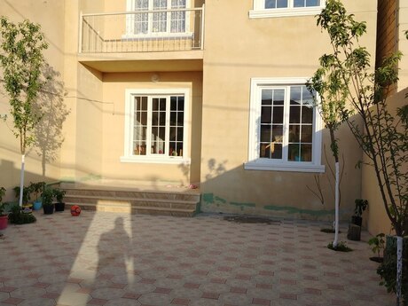 Satılır 4 otaqlı həyət evi/bağ evi 130 m², Masazır q.