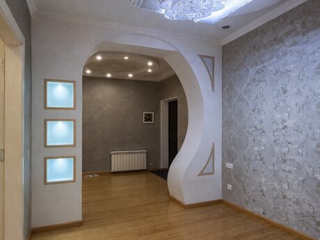 3 otaqlı yeni tikili - 8 Noyabr m. - 135 m²
