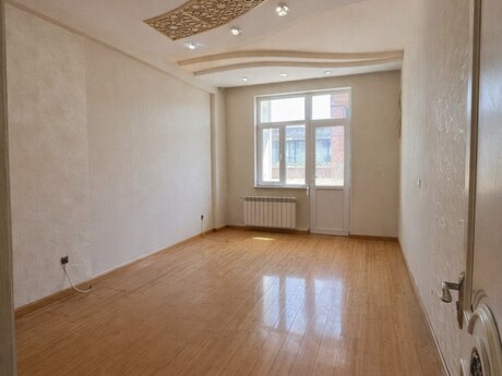 Elan №5950590 - Bakı, 8 Noyabr m., 3 otaqlı, 135 m², 10/17 mərtəbə