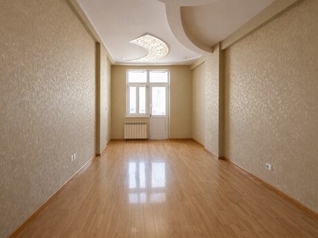 3 otaqlı yeni tikili - 8 Noyabr m. - 135 m²