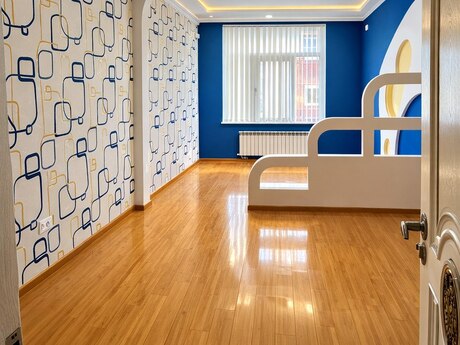 3 otaqlı yeni tikili - 8 Noyabr m. - 135 m²