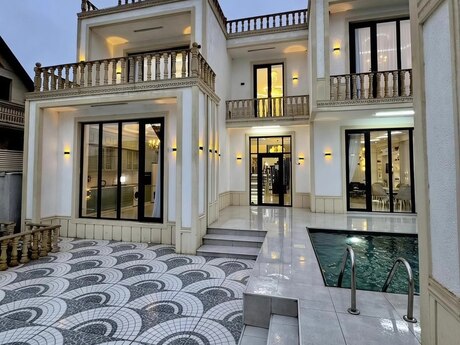 5 otaqlı həyət evi/bağ evi - Mərdəkan q. - 300 m²