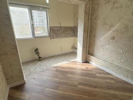 2 otaqlı köhnə tikili - Yeni Yasamal q. - 65 m²