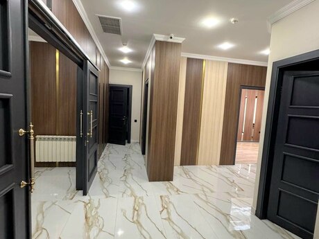 14 otaqlı ofis - 8 Noyabr m. - 550 m²