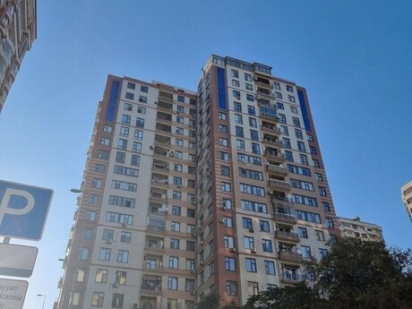 4 otaqlı yeni tikili - Elmlər Akademiyası m. - 181 m²
