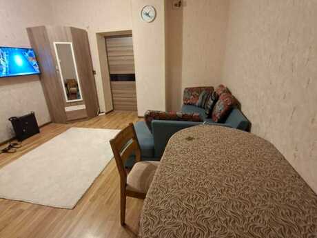 Объявление №5951324 - Баку, м. Иншаатчылар, 2-комн., 70 м², 2/17 этаж