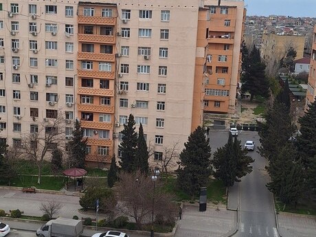 5 otaqlı köhnə tikili - Qaraçuxur q. - 120 m²