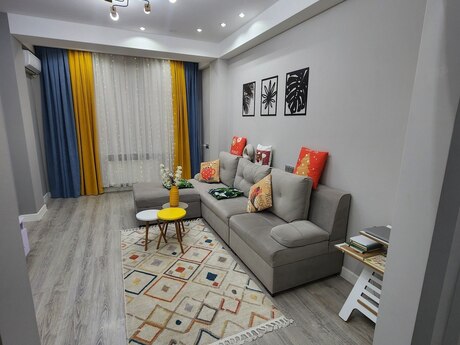 Satılır 2 otaqlı yeni tikili 55 m², Xırdalan