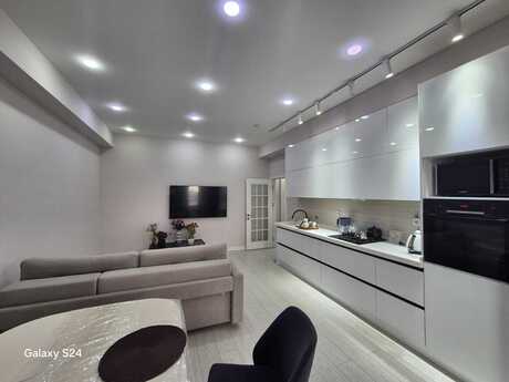 3 otaqlı mənzil, 102 m², Badamdar: 240 000 ₼ 4