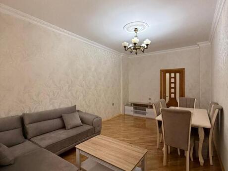 3 otaqlı yeni tikili - İnşaatçılar m. - 135 m²