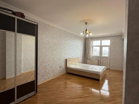 3 otaqlı yeni tikili - İnşaatçılar m. - 135 m²