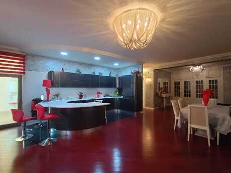4 otaqlı yeni tikili - Nizami m. - 210 m²