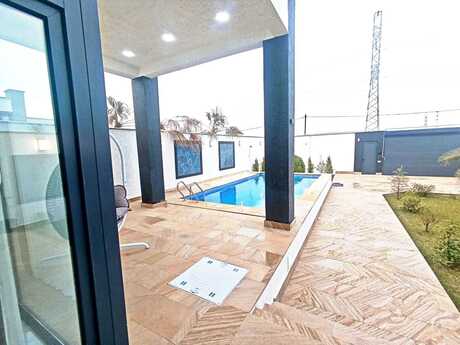 4 otaqlı həyət evi/bağ evi - Şüvəlan q. - 170 m²