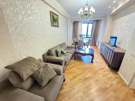 3 otaqlı yeni tikili - Xətai r. - 90 m²