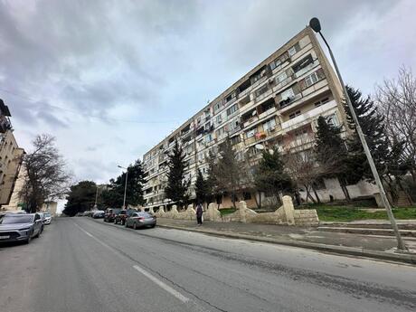 Elan №5903445 - Bakı, 7-ci mikrorayon q., 2 otaqlı, 40 m², 3/7 mərtəbə