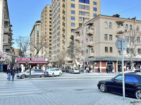 4 otaqlı yeni tikili - Nəriman Nərimanov m. - 240 m²