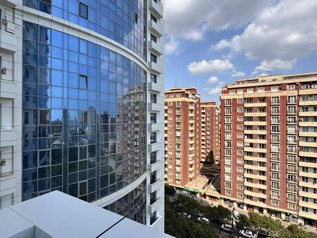 4 otaqlı yeni tikili - Nəsimi r. - 165 m²