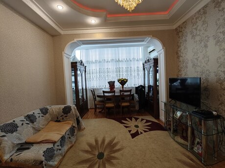 3-room apartment, 90 m², Bakıxanov: 195 000 ₼ 3