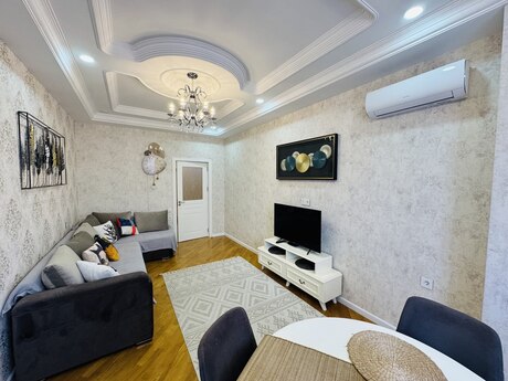 2-комн. новостройка - м. Шах Исмаил Хатаи - 70 м²