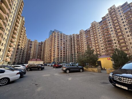 2-комн. новостройка - м. Шах Исмаил Хатаи - 70 м²