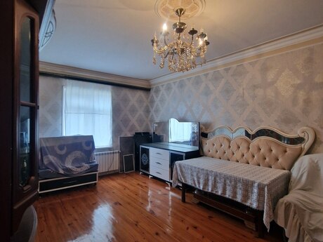 5 otaqlı həyət evi/bağ evi - Zabrat q. - 115 m²