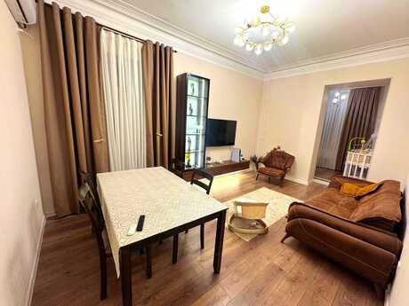 Elan №5952481 - Bakı, Elmlər Akademiyası m., 2 otaqlı, 65.5 m², 2/5 mərtəbə