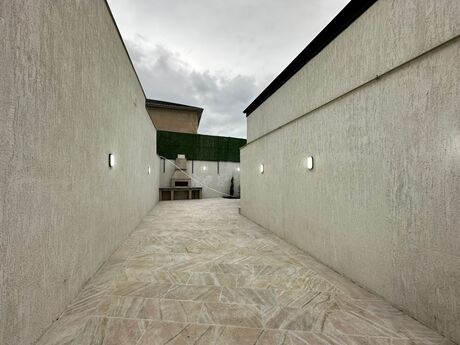 4 otaqlı həyət evi/bağ evi - Şüvəlan q. - 160 m²