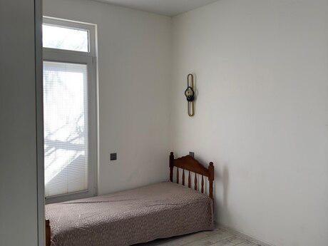 3 otaqlı həyət evi/bağ evi - Yasamal r. - 70 m²